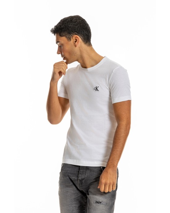 T-shirt Calvin Klein άσπρη ΚΟΝΤΟΜΑΝΙΚΕΣ