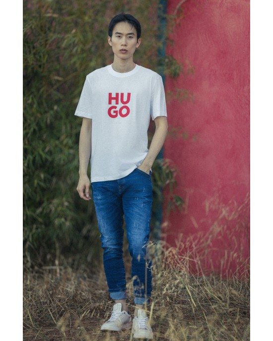 T-Shirt Hugo άσπρο ΚΟΝΤΟΜΑΝΙΚΕΣ