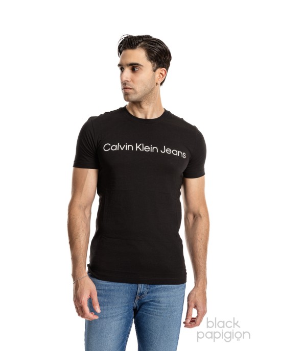 T-Shirt Calvin Klein μαύρο ΚΟΝΤΟΜΑΝΙΚΕΣ